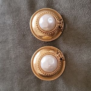 Fendi Pearl Gold Clip-on Earrings